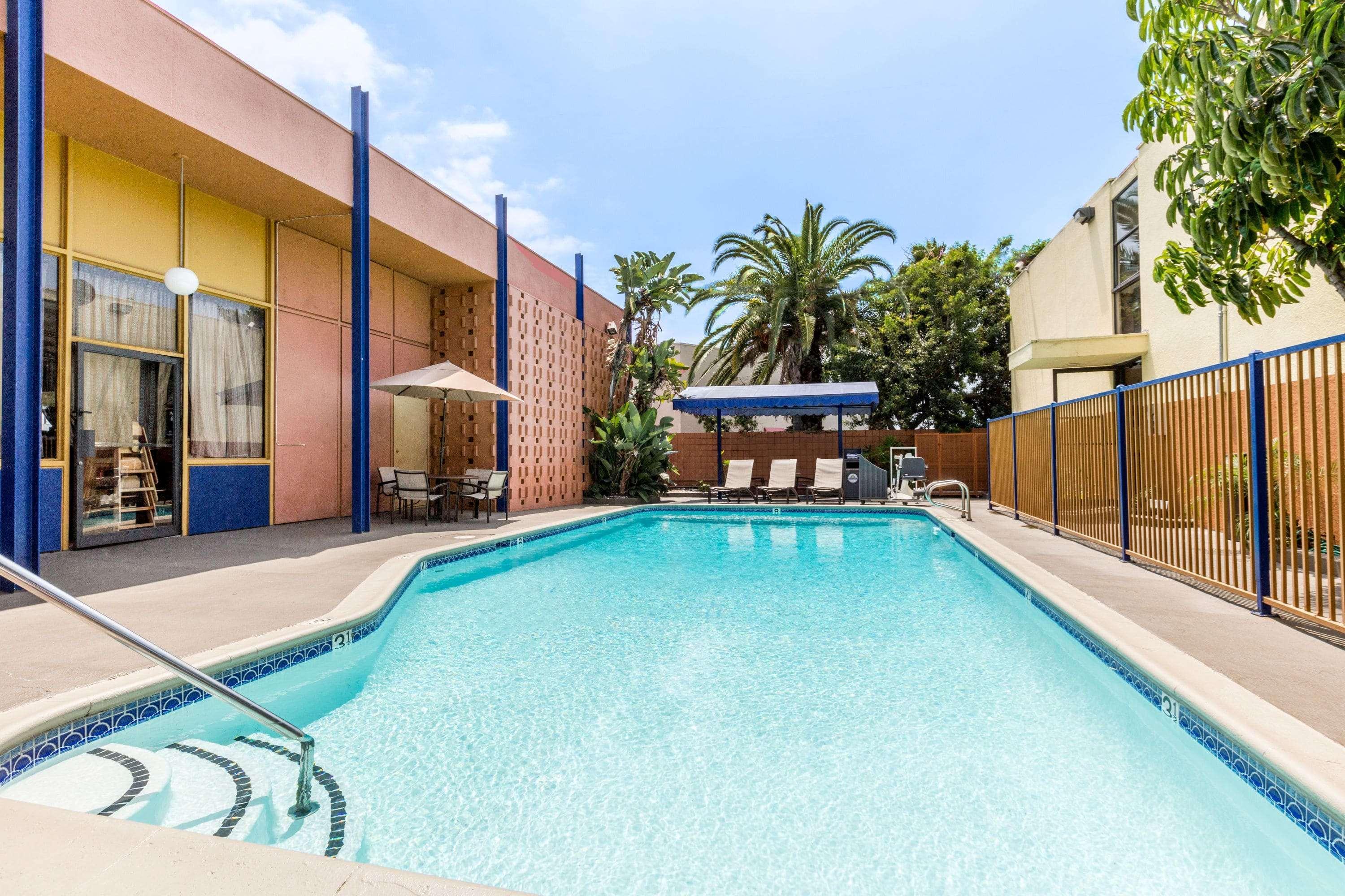 Days Inn By Wyndham Los Angeles Lax/Venicebch/Marina Delray Inglewood Exterior foto